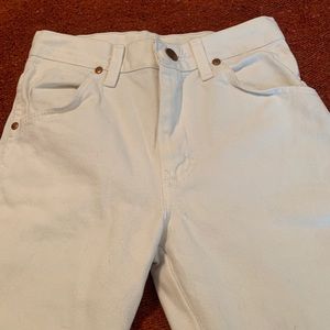 VINTAGE WHITE WRANGLER JEANS SIZE 25